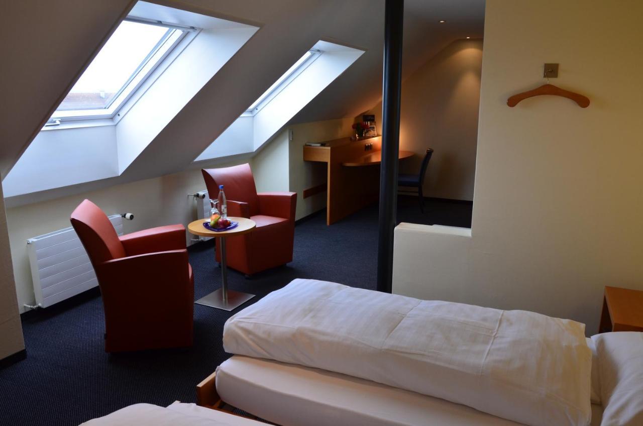 Hotel Urs Und Viktor Bettlach Екстериор снимка