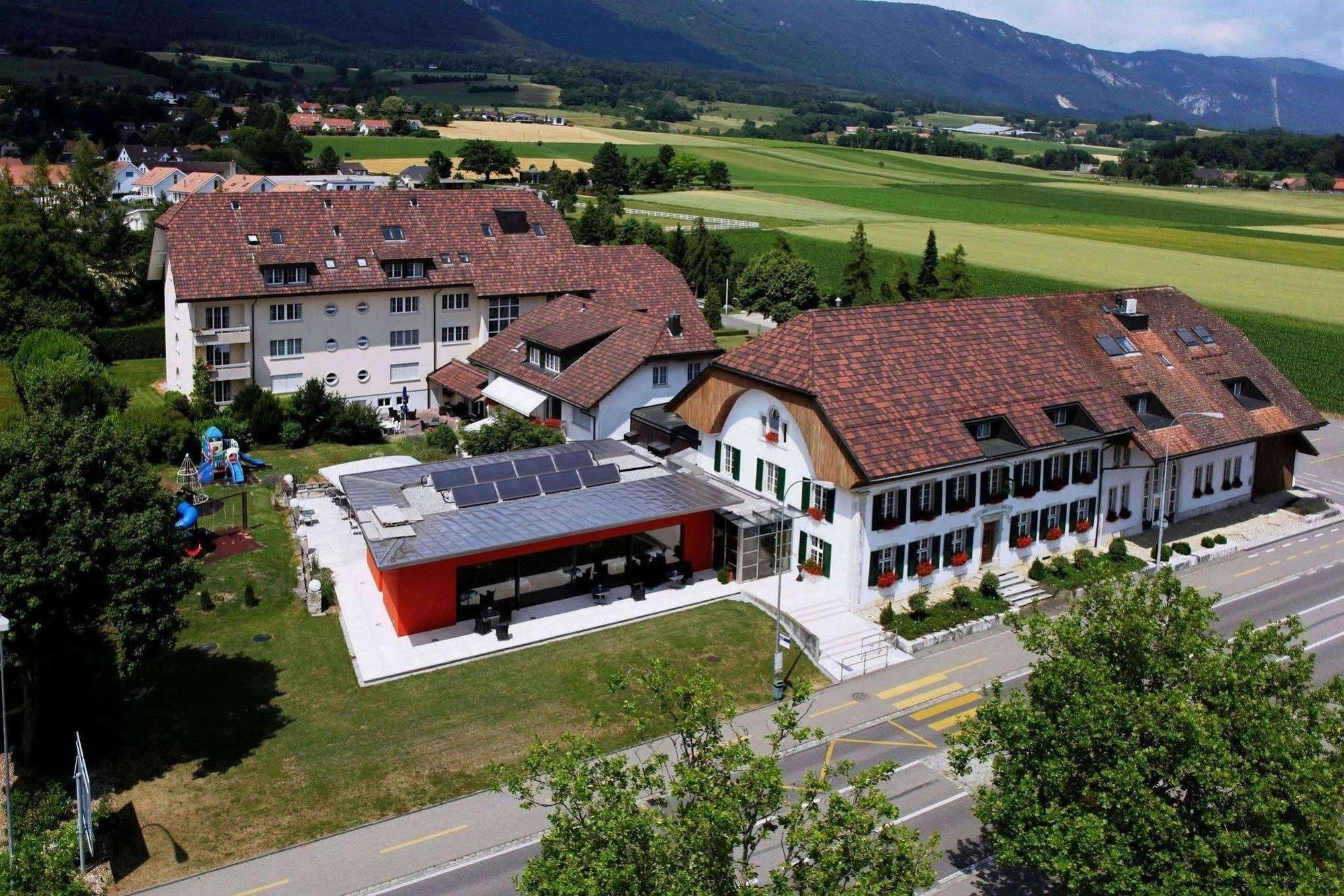 Hotel Urs Und Viktor Bettlach Екстериор снимка